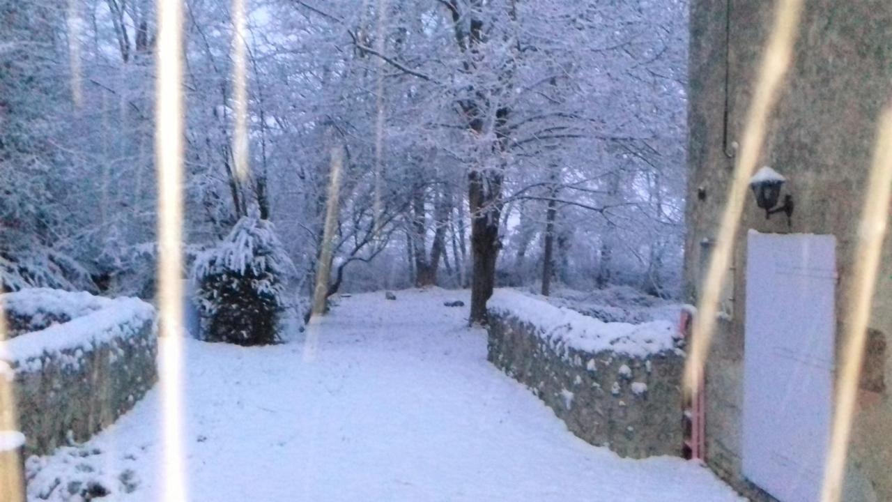 مبيت وإفطار Besson Domaine Pastel المظهر الخارجي الصورة